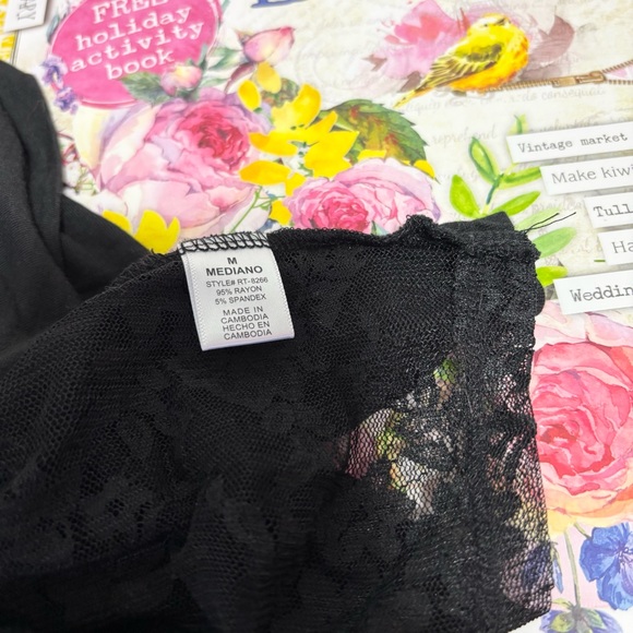 Zenana Outfitters Black Open Front Lace Back Vest Women’s Sz.M Witchy Whimsigoth - Picture 7 of 7